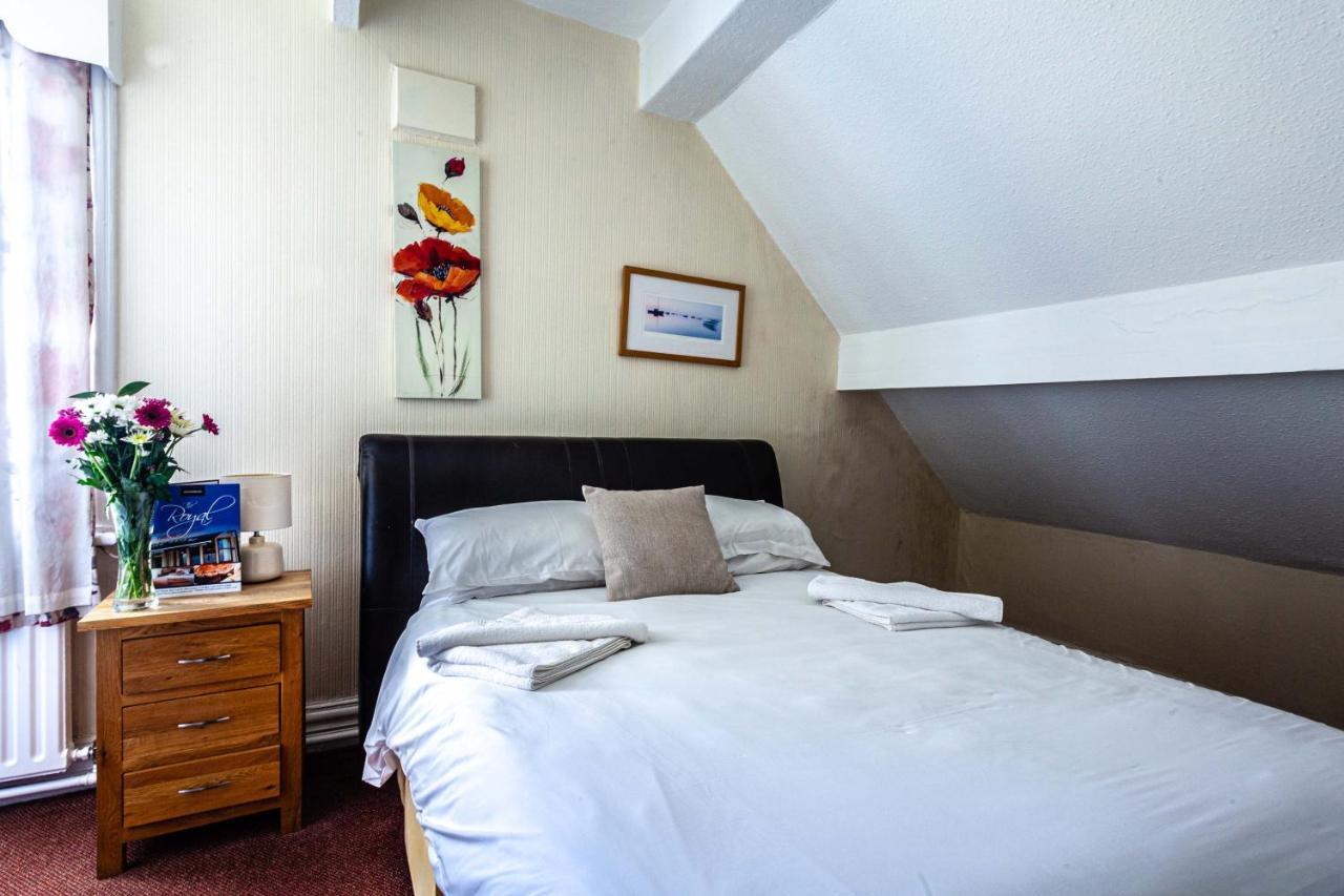 The Royal Bar & Shaker Hotel Morecambe Kültér fotó