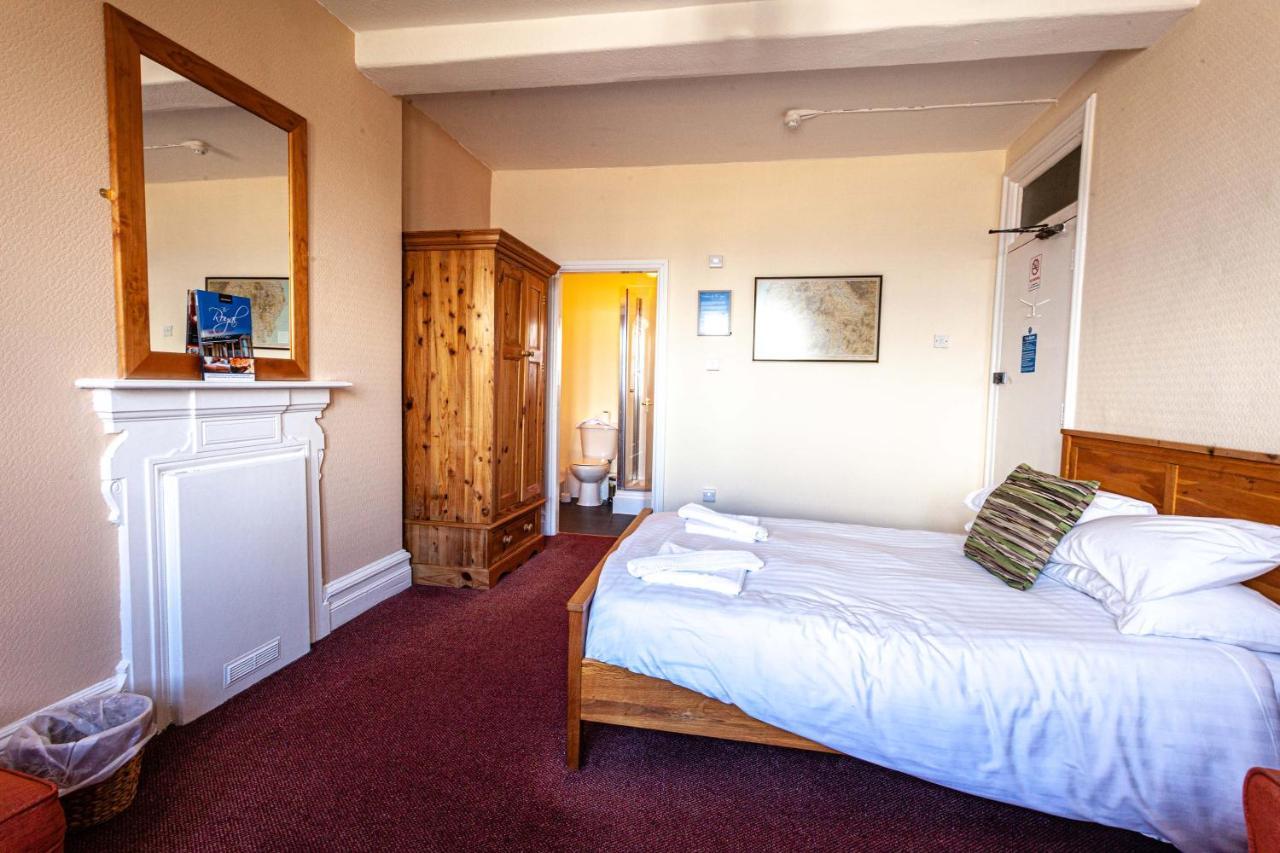 The Royal Bar & Shaker Hotel Morecambe Kültér fotó